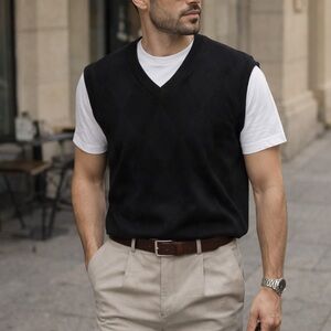 Oscar de la Renta Black Sweater Vest